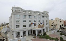 Hotel Roma Kristo Dwarka